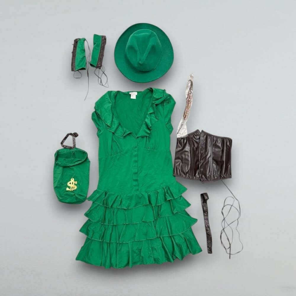 Robin Hood Green Ruffle Dress Corset Hat Women’s Costume Medium 6 Piece Set